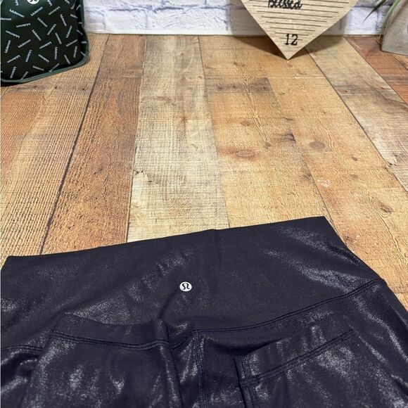 Lululemon Align High-Rise Pant 25" *Shine
Radiate Foil Print Black size 14 - Picture 15 of 15